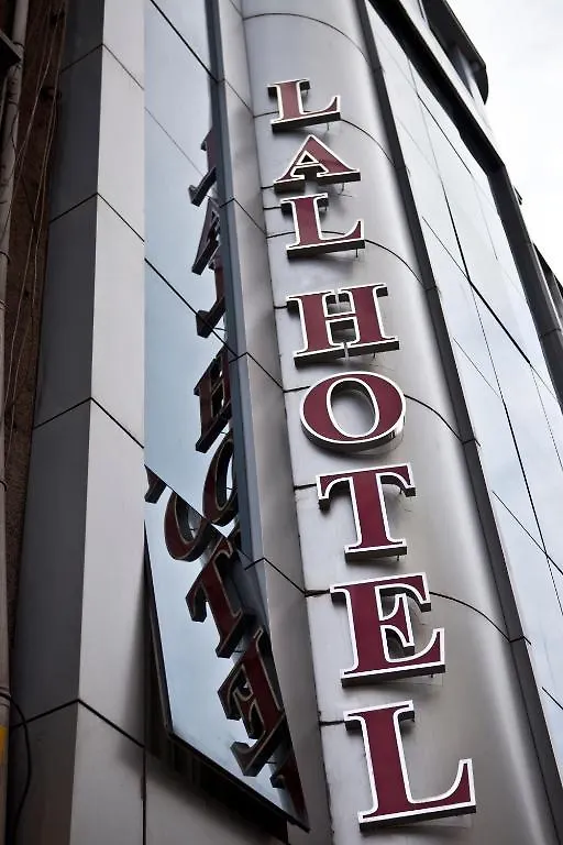 ***  Lal Hotel イスタンブール トルコ